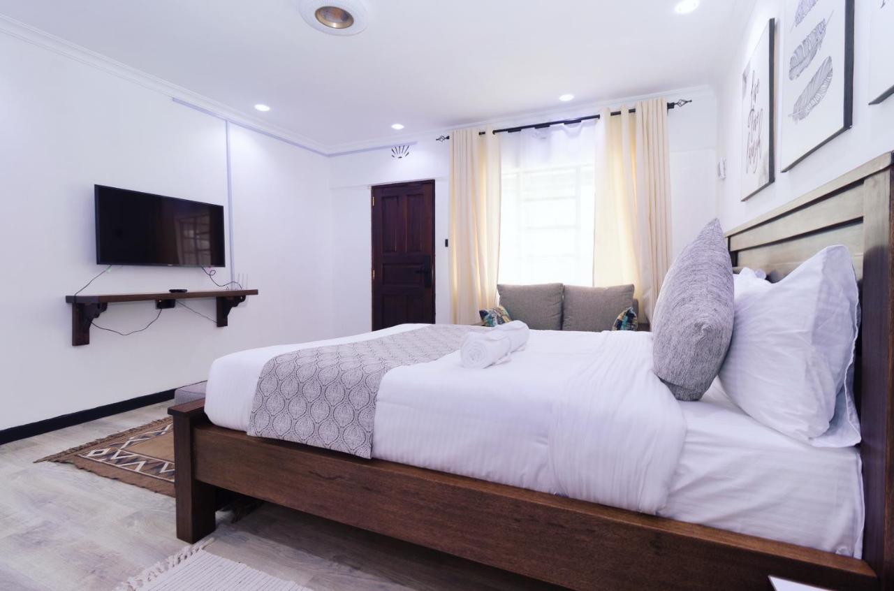نانيوكي Arabel'S Place Riverside Villas المظهر الخارجي الصورة